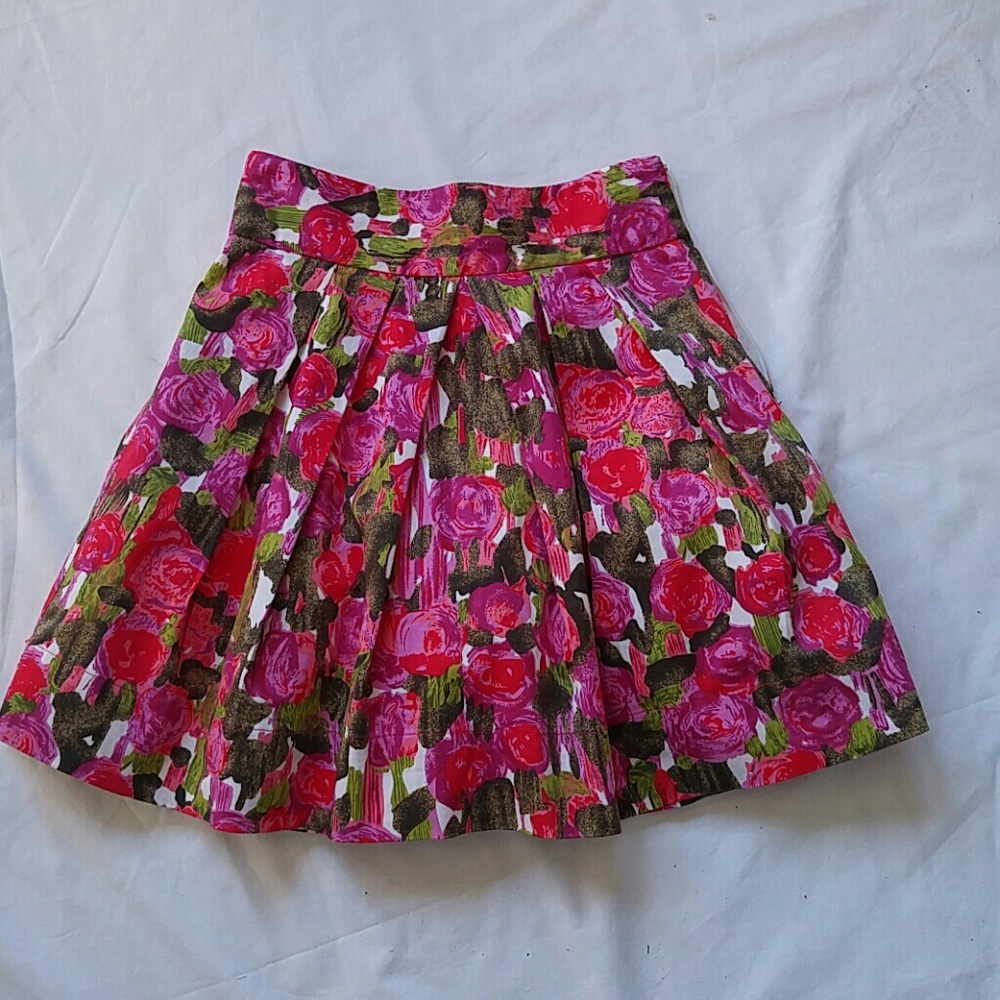 Skirt - Picture 6 of 9